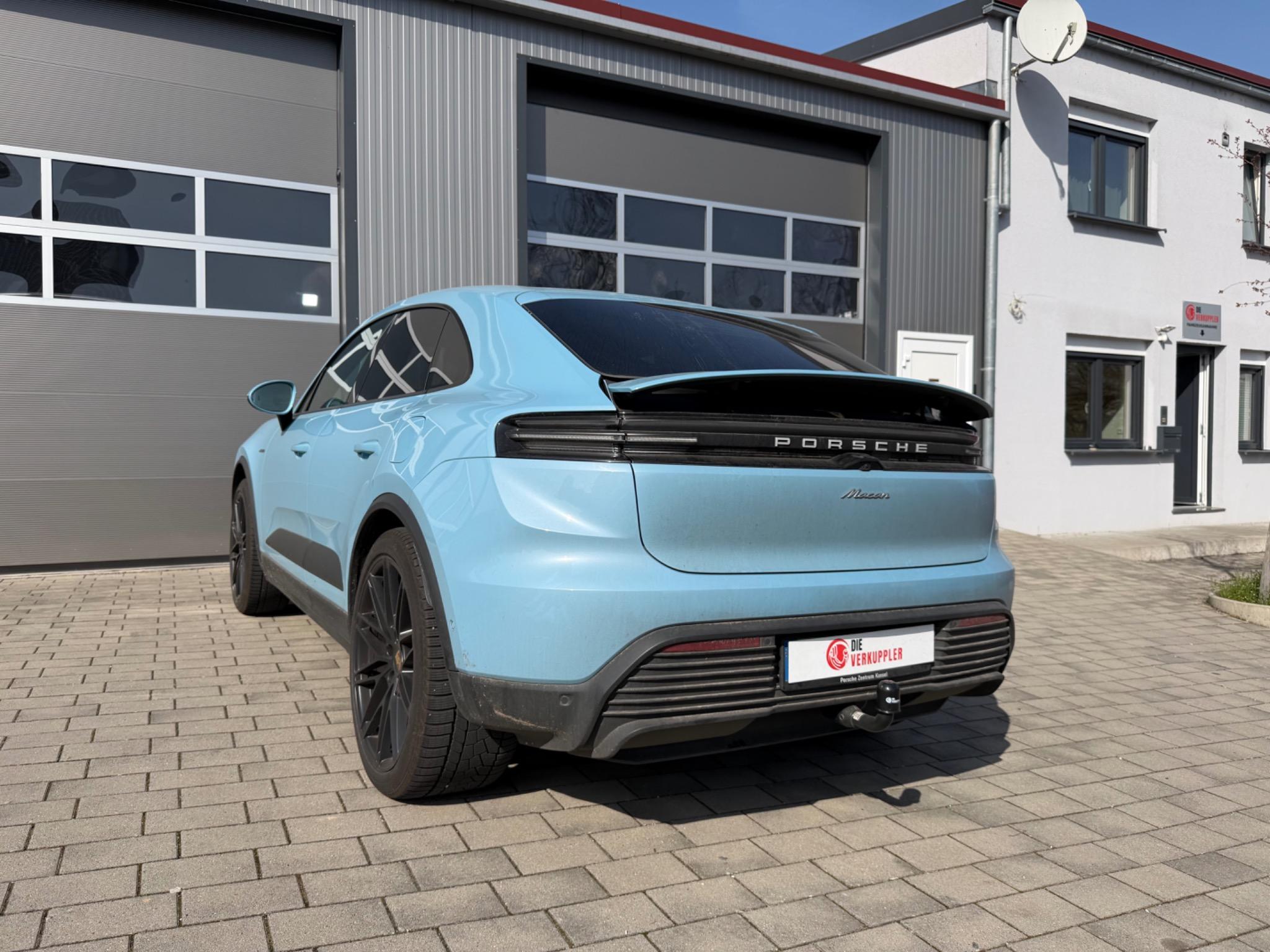 Porsche Macan electric Anhängerkupplung nachrüsten