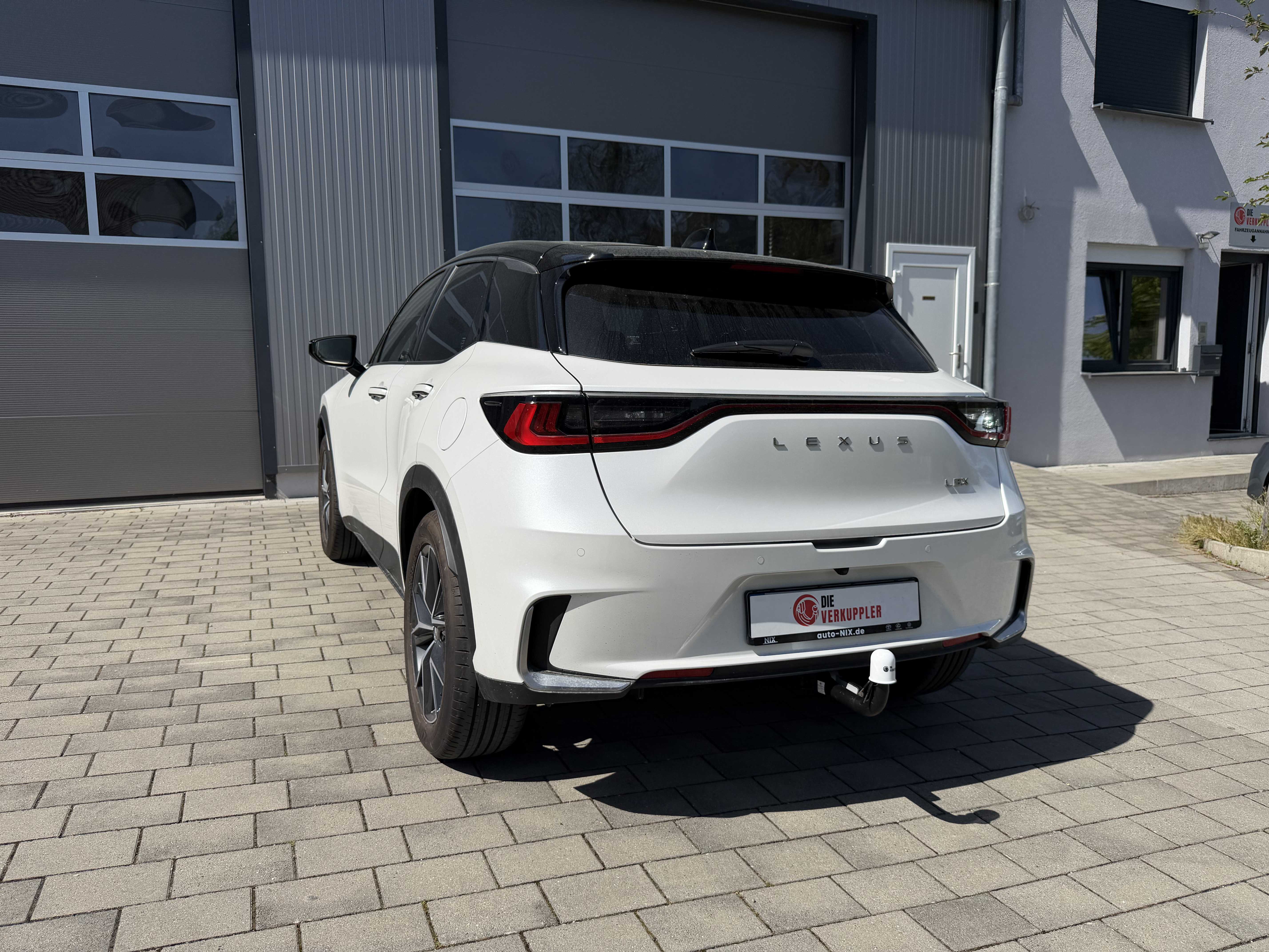 Lexus LBX Anhängerkupplung nachrüsten