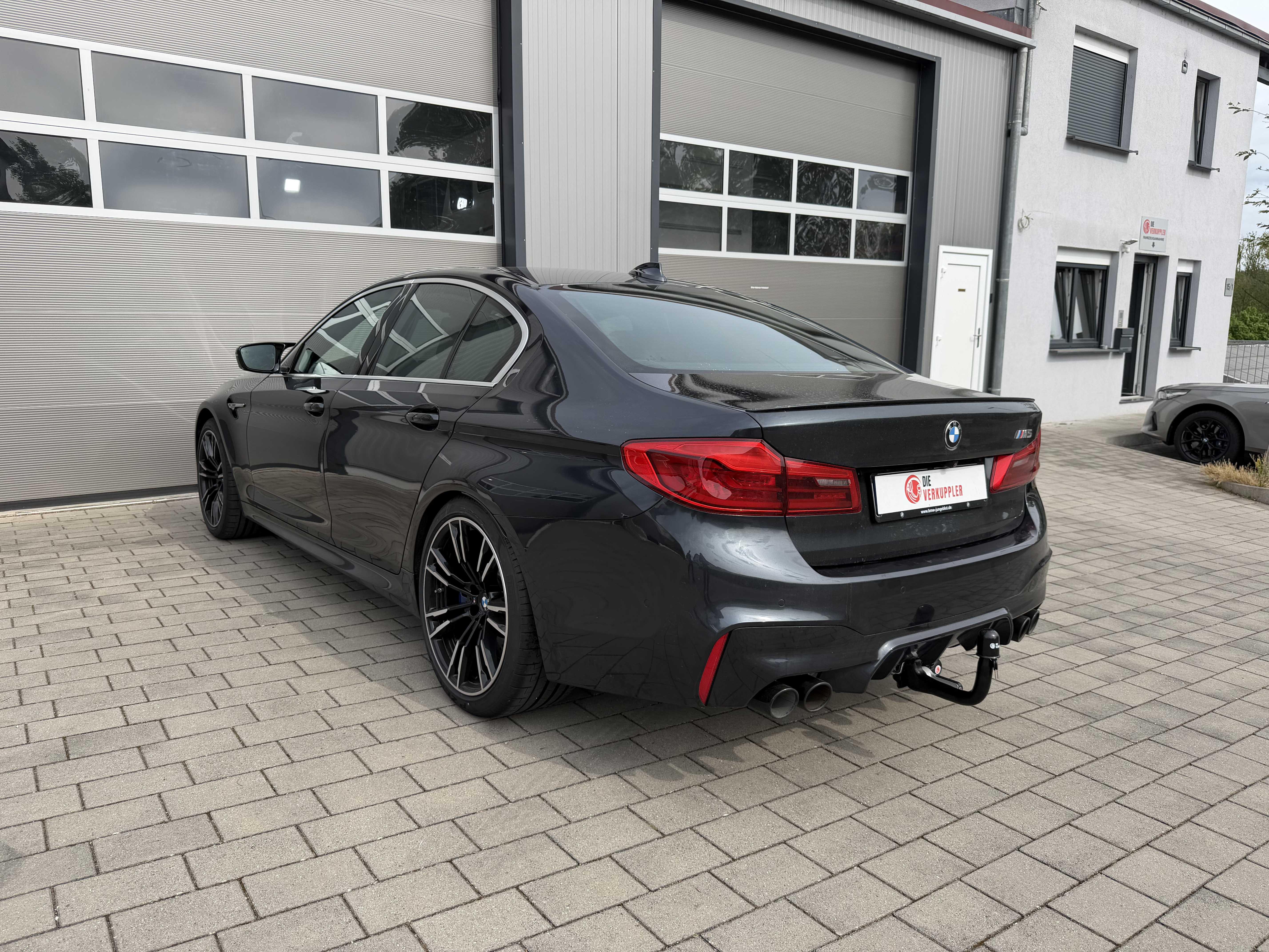 BMW M5 Anhängerkupplung nachrüsten