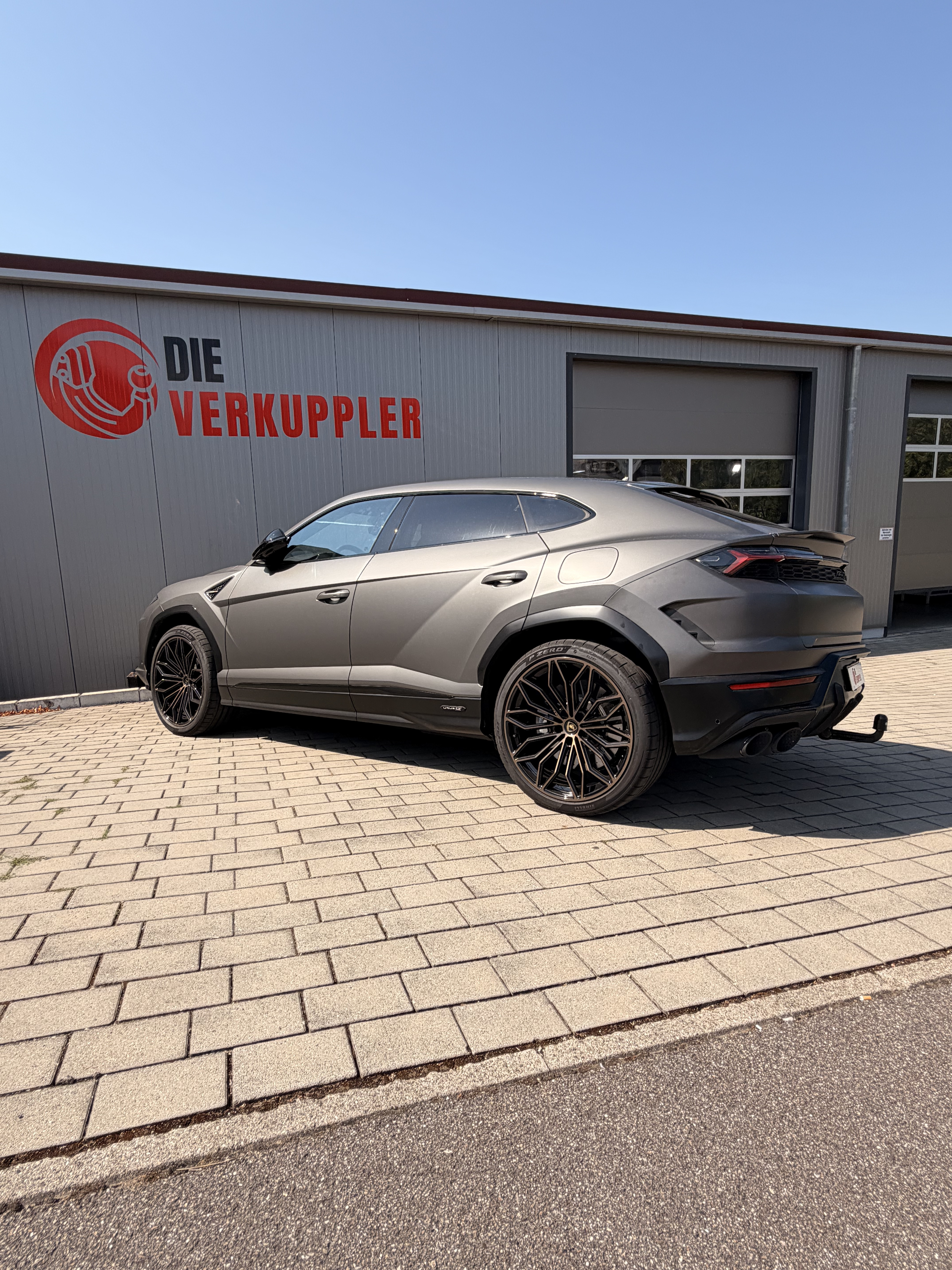 Lamborghini Urus SE Anhängerkupplung nachrüsten